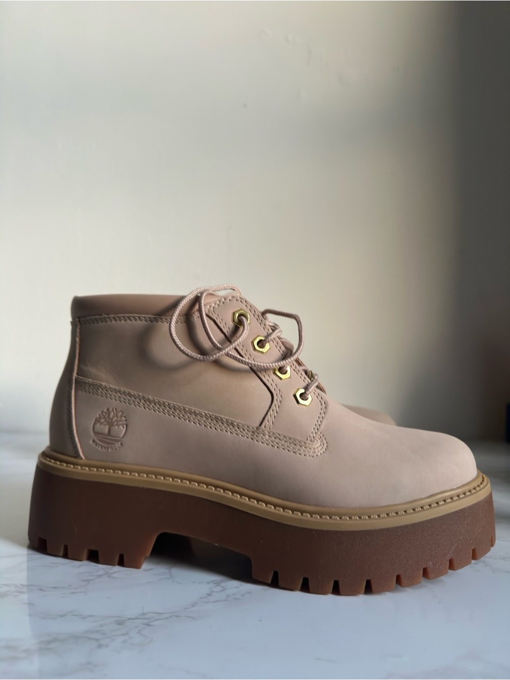 Timberland Women's Blush Pink Lace-Up Platform Lug Boots